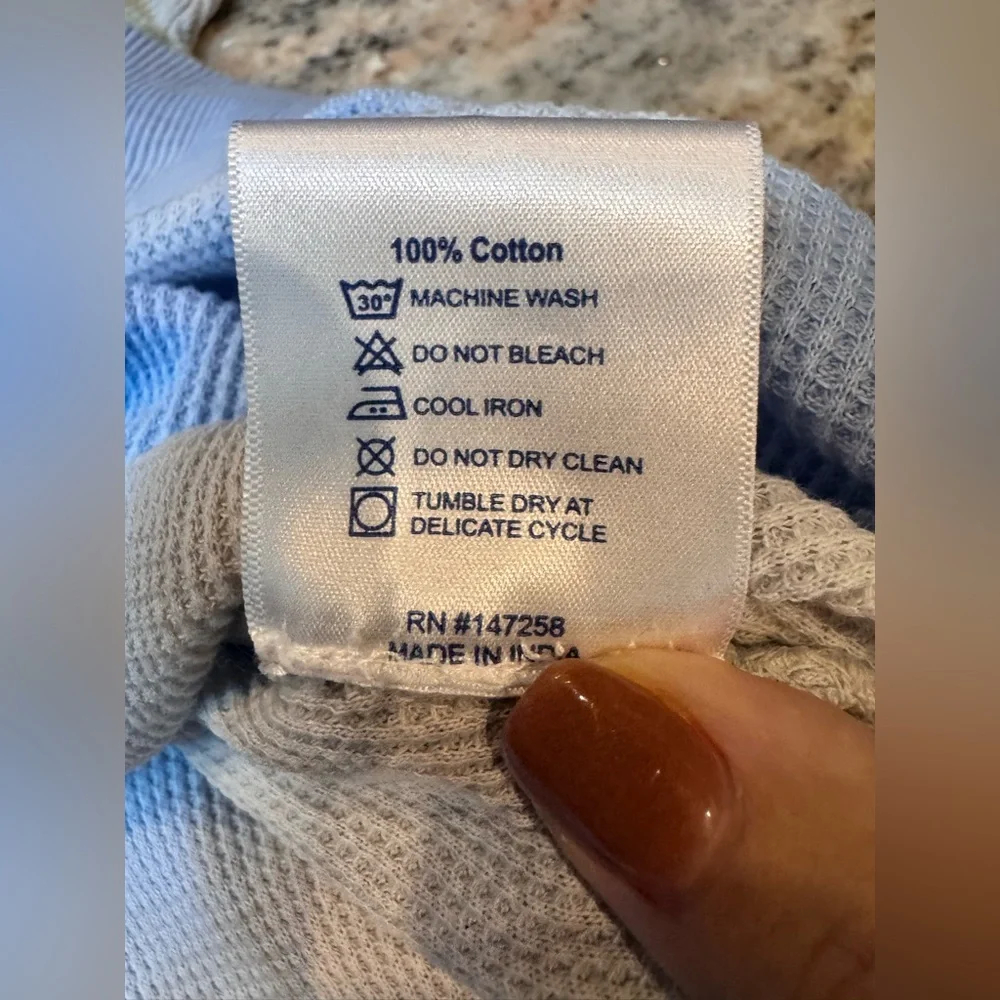 Simply, Southern tie-dye, thermal type shirt size medium - Picture 6 of 16